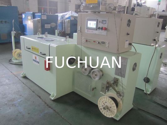 เครื่องบิดลวดทองแดงเปลือย 2500RPM สายเคเบิลข้อมูลความถี่สูง 3.7Kw