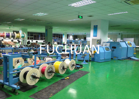 อุปกรณ์การวางสายไฟฟ้าที่ไม่กระจายเสียง เครื่องบิดเดียว PE PVC Core Wire
