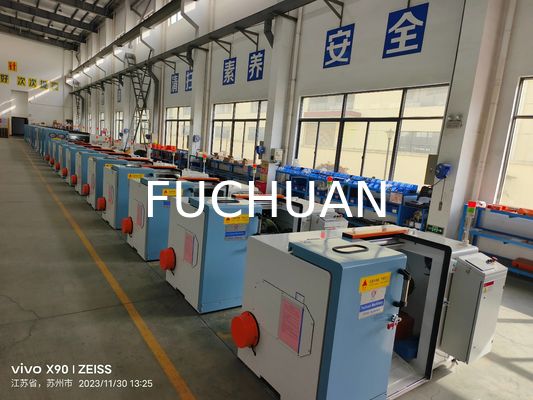 เครื่องบิดสายเคเบิล ช่วงเส้นผ่านศูนย์กลางลวด 0.5 มม. - 10 มม. กำลังเครื่องจักรหลัก 7.5-11 กิโลวัตต์
